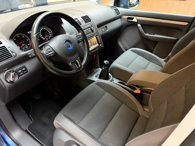 VW Touran 2.0 TDI 140 Highline