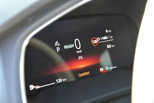 Renault Captur 1.8 E-Tech techno