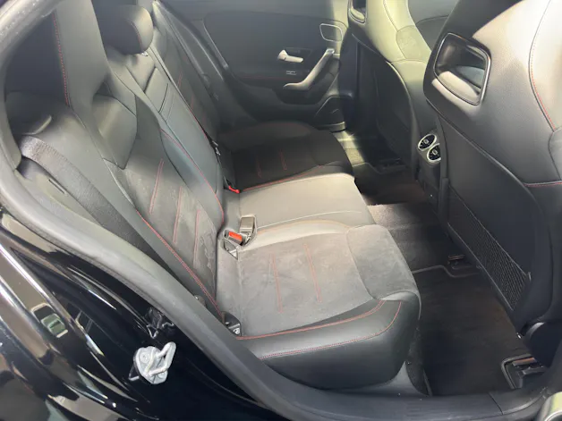 Mercedes-Benz A 220 AMG Line 4m