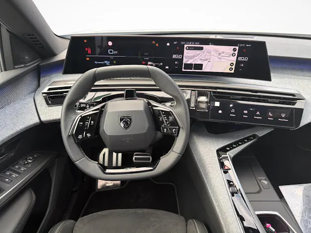 PEUGEOT 3008 1.6 PHEV 225 GT Exclusive