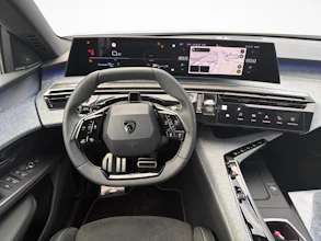 https://vehicle.imgix.net/4281894/99c8def7-81ba-4c08-9f1f-efa903c1110f.jpg