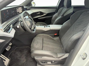 immagine del veicolo PEUGEOT 3008 1.6 PHEV 225 GT Exclusive