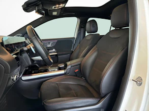 https://vehicle.imgix.net/4281908/dbbaeb7b-53d3-43d8-94e2-2f2a6dfd7818.jpg