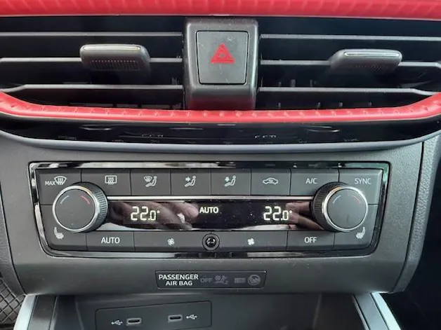 SEAT Arona 1.5 TSI Hola FR DSG