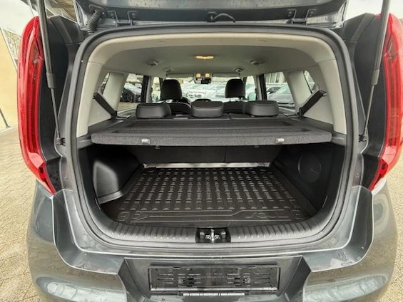 image du véhicule 9