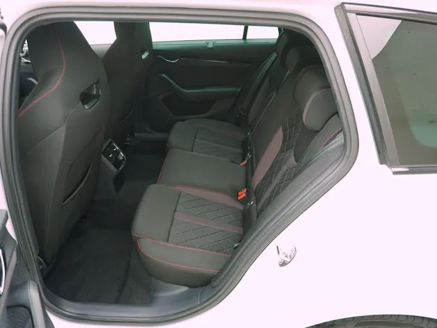 Škoda Octavia Combi 2.0 TDI DSG RS 4x4