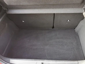 https://vehicle.imgix.net/4282019/750735dd-23a0-46f6-a34a-4ef659f829a3.jpg