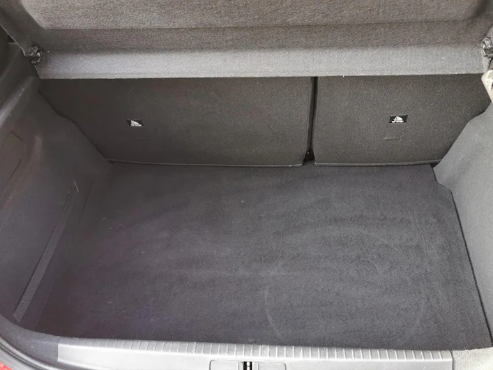 Fahrzeugbild PEUGEOT 208