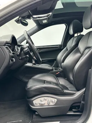 Porsche Macan 3.6 V6 Turbo Performance