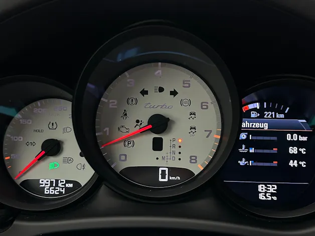 Porsche Macan 3.6 V6 Turbo Performance