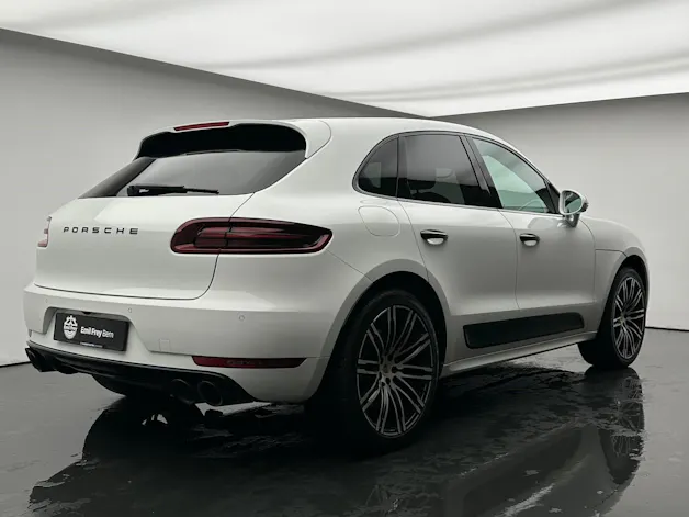 Porsche Macan 3.6 V6 Turbo Performance