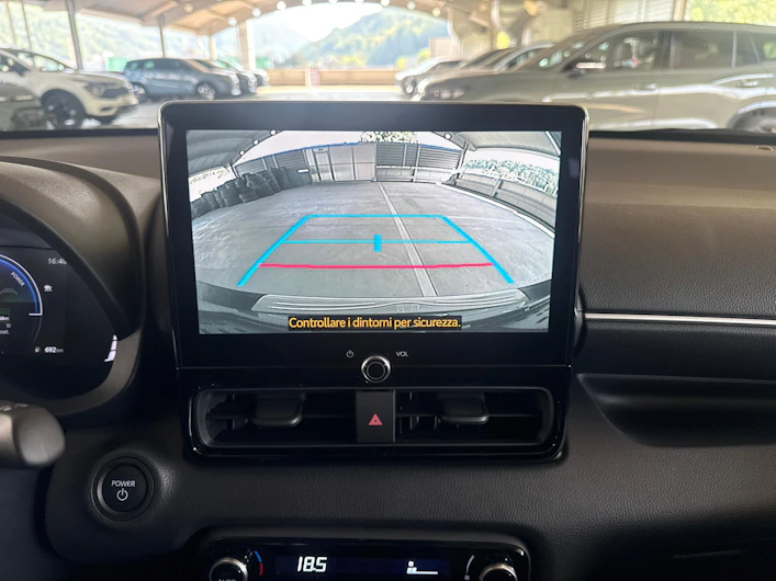 immagine del veicolo TOYOTA YARIS