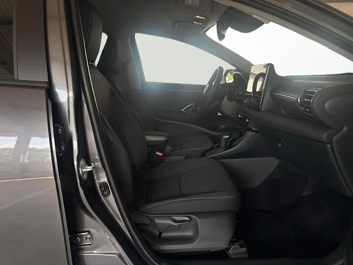 immagine del veicolo TOYOTA YARIS