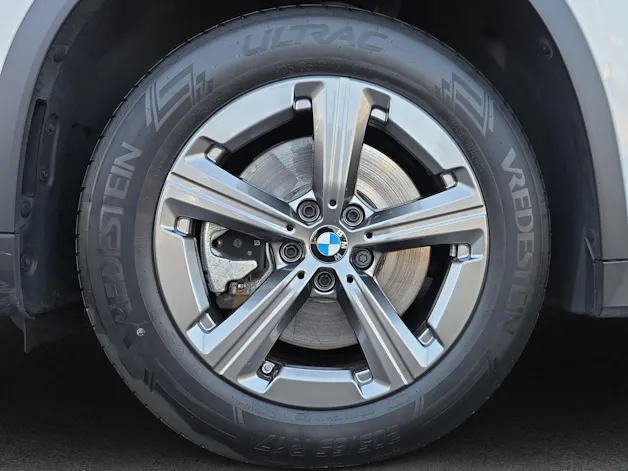 BMW X1 xDrive 30e U11 AHK (CH)
