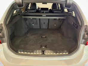 Fahrzeugbild BMW 320d xDrive SAG Touring