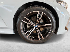 https://vehicle.imgix.net/4282136/f26f58e2-9d0c-40d0-9fdc-82265c36e9b9.jpg