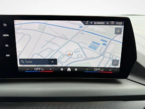 https://vehicle.imgix.net/4282169/633c7901-0421-4506-8db3-b043889fd038.jpg