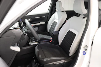 https://vehicle.imgix.net/4282178/4dbaa265-e7d6-4591-8366-7e54614b45d0.JPG