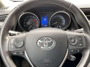 Toyota Auris Touring Sports 1.2 T Trend MultiDrive