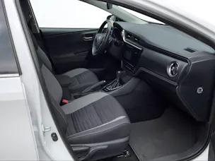 Toyota Auris Touring Sports 1.2 T Trend MultiDrive