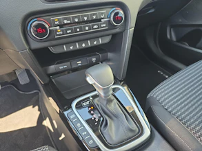https://vehicle.imgix.net/4282183/499463ce-f649-4b7c-ba8f-2c55e7f944ce.jpg