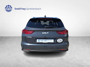 https://vehicle.imgix.net/4282183/8cfea223-5771-4922-ad84-d0cd6f598c31.jpg