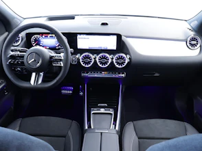Fahrzeugbild MERCEDES-BENZ GLA 200 Night Star AMG Line
