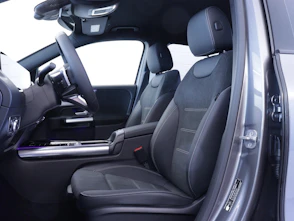 Fahrzeugbild MERCEDES-BENZ GLA 200 Night Star AMG Line