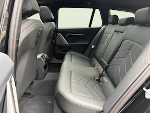 https://vehicle.imgix.net/4282210/9e780c83-c4b3-438e-bf60-44c52f8b2e5d.jpg