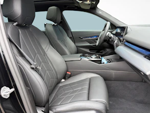 https://vehicle.imgix.net/4282210/d48dae5a-eee9-4d9f-aa61-7a94a8aaf55e.jpg