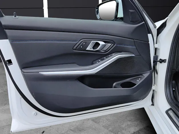 BMW 320d xDrive SAG