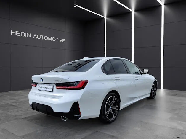 BMW 320d xDrive SAG