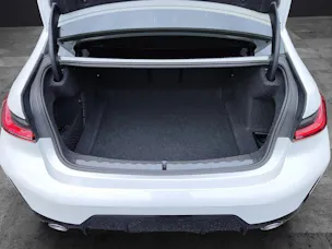 BMW 320d xDrive SAG