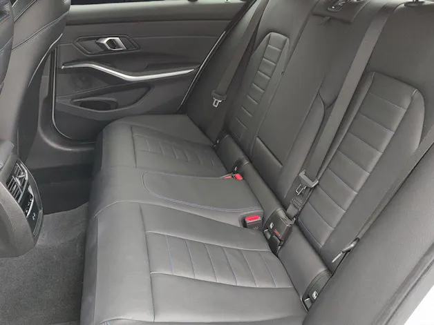 BMW 320d xDrive SAG