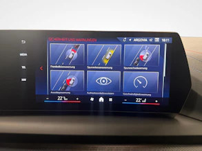 https://vehicle.imgix.net/4282235/80f5f1d2-17e8-42ad-9c61-5710af28e898.jpg