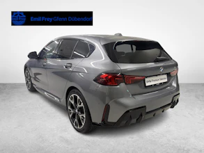 https://vehicle.imgix.net/4282235/9937fe30-e316-4a84-9772-38074368f800.jpg