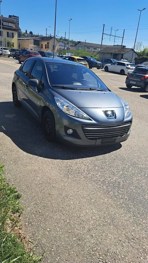 Peugeot 207 1.6 16V LionEdition