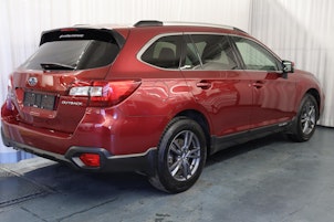 Vehicle image SUBARU Outback 2.5i Luxury