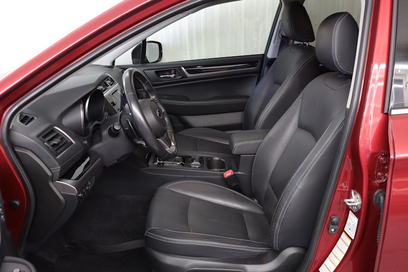 Vehicle image SUBARU OUTBACK