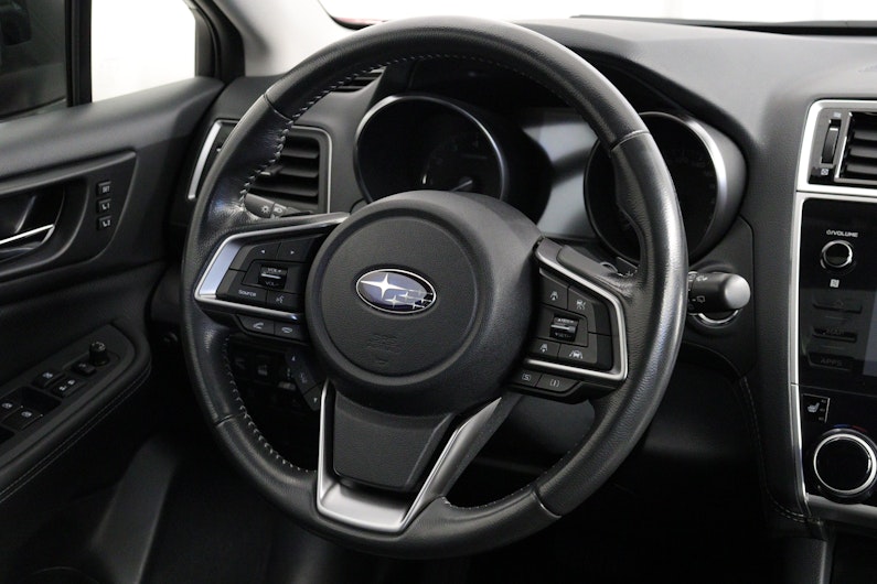 Vehicle image SUBARU OUTBACK