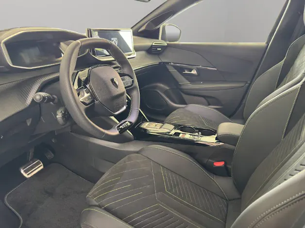 Peugeot 208 1.2 Hybrid 145 GT