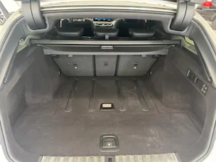 BMW 330d xDrive Touring INNOVATIONSPAKET-COMFORT PAKET-TRAVEL PAKET