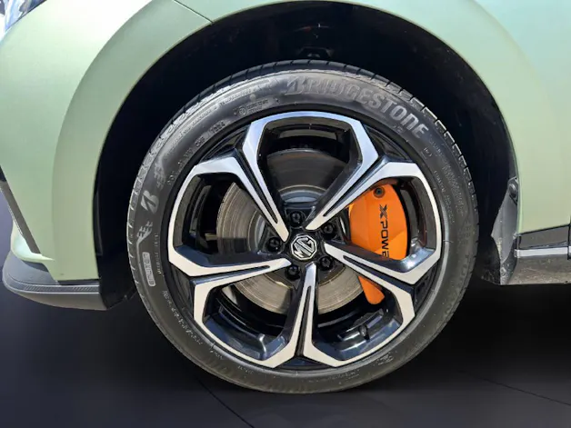 MG 4 64KWH Xpower 4WD