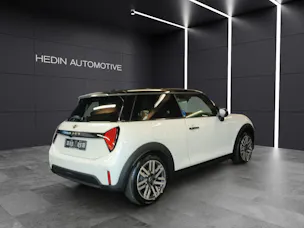 Mini F66 1.5i Cooper C