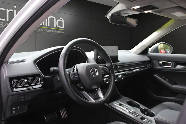 Honda Civic 2.0 i-MMD Advance