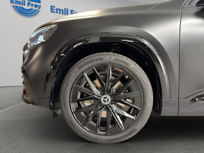 https://vehicle.imgix.net/4282481/4d05b849-1a96-4bef-bcfb-fe2f70019e91.jpg