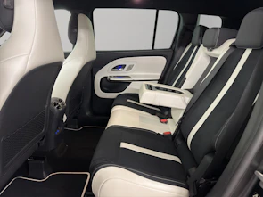 Fahrzeugbild MERCEDES-BENZ GLB 220 4matic
