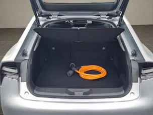 Toyota Prius 2.0 Plug-In-Hybrid Premium