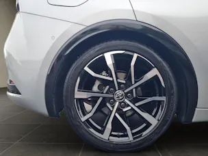 Toyota Prius 2.0 Plug-In-Hybrid Premium