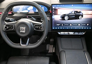 https://vehicle.imgix.net/4282486/46ff3833-d9d3-43de-a25a-79ee84a42b47.jpg